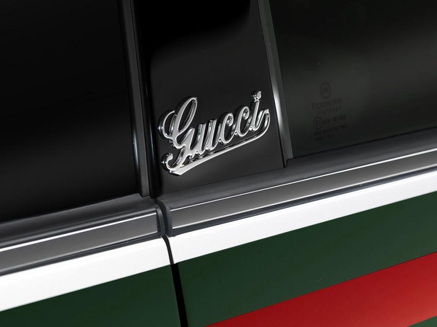  Fiat 500 by Gucci 2011 года  (фото 8 из 8)